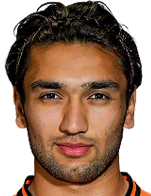 Khusrav Toirov thi đấu