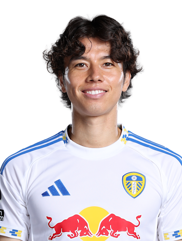 Tiền vệ Ao Tanaka của Nhật Bản