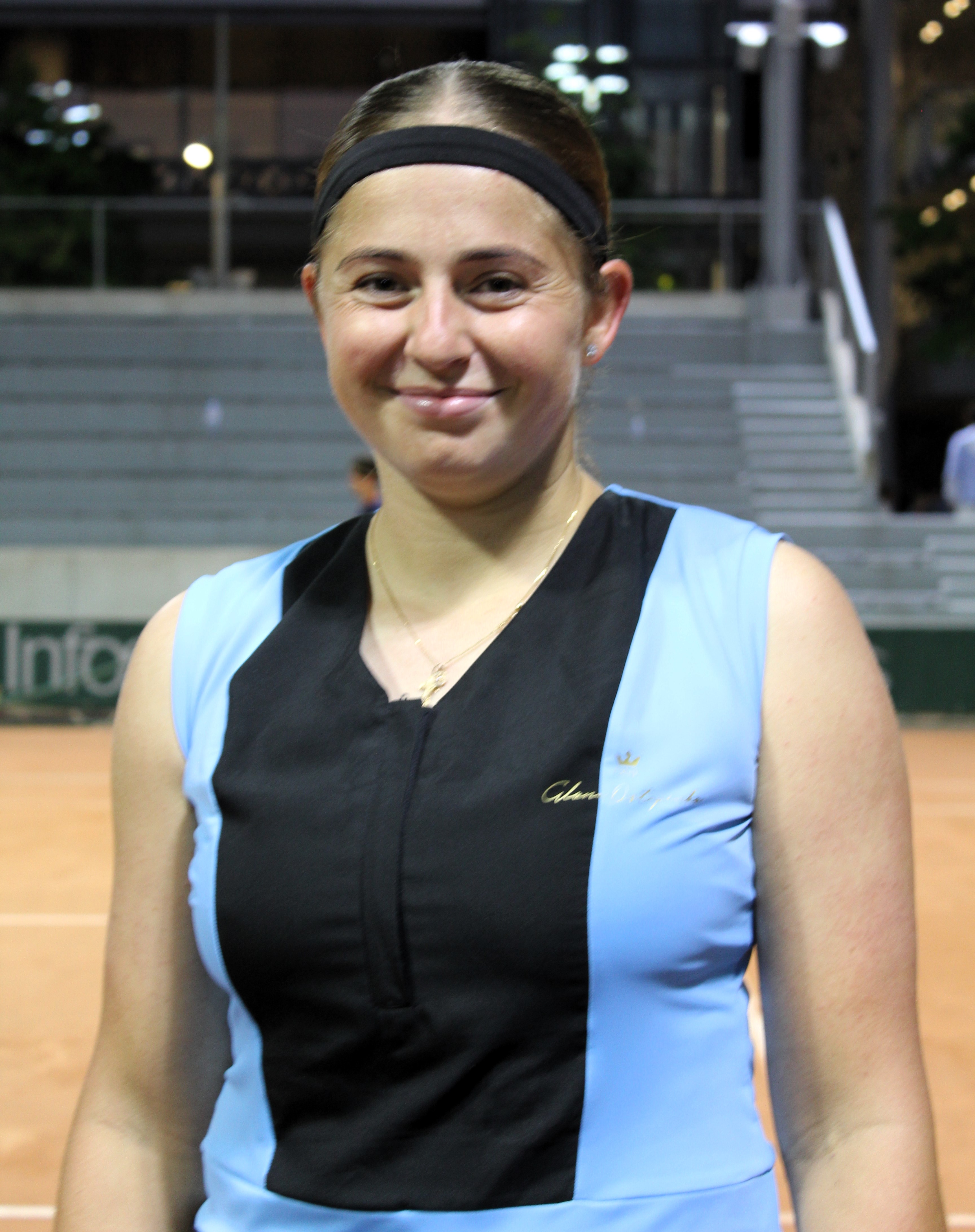 Jelena Ostapenko thi đấu
