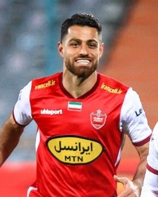 Morteza Pouraliganji – Hậu vệ vững chắc của Iran