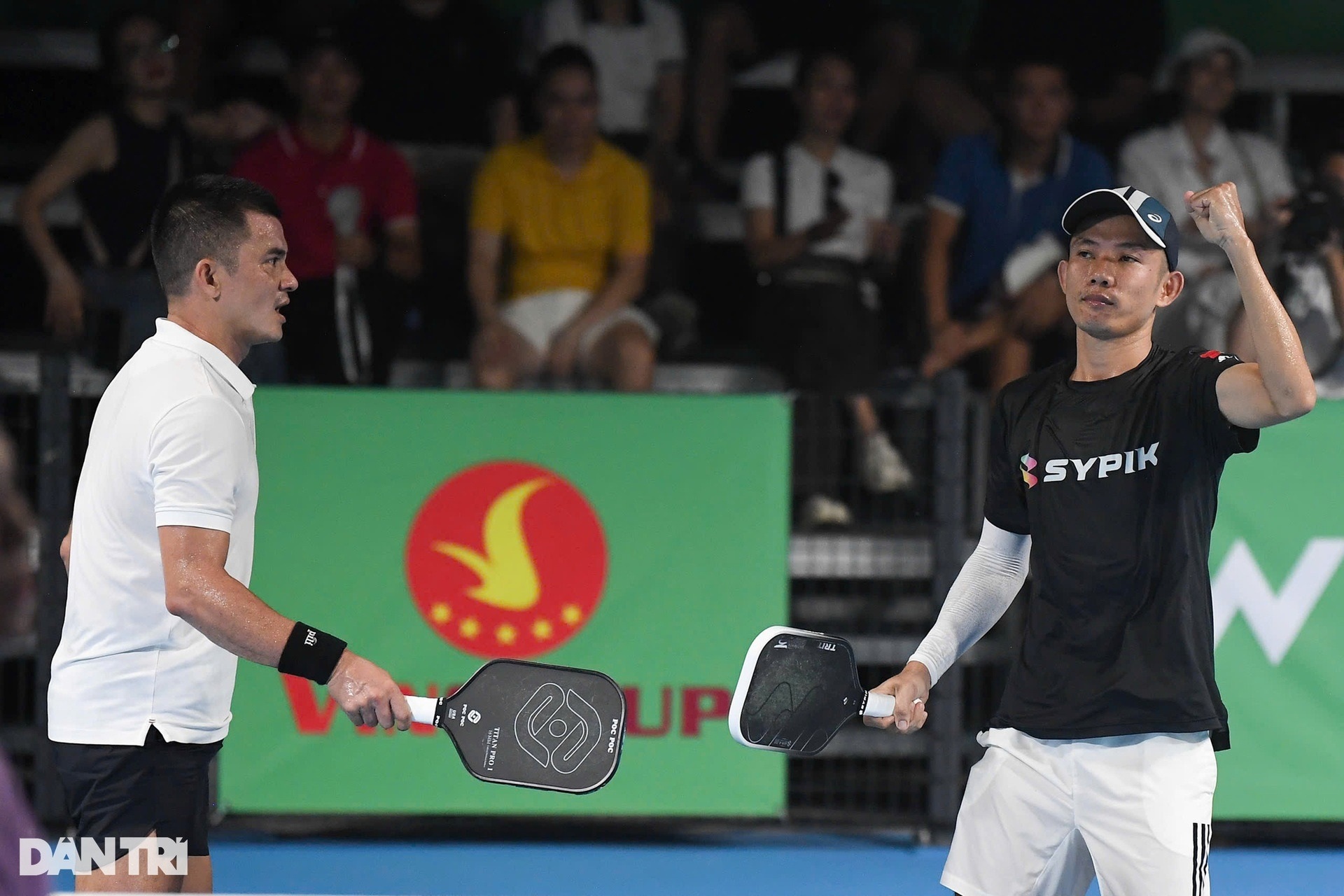 Đạt Trố chơi Pickleball