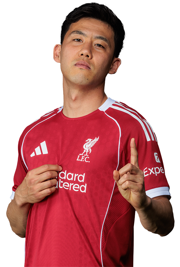 Wataru Endo trong màu áo Liverpool