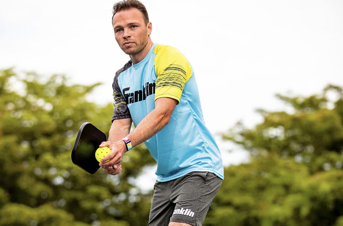 Tay vợt Louis Laville