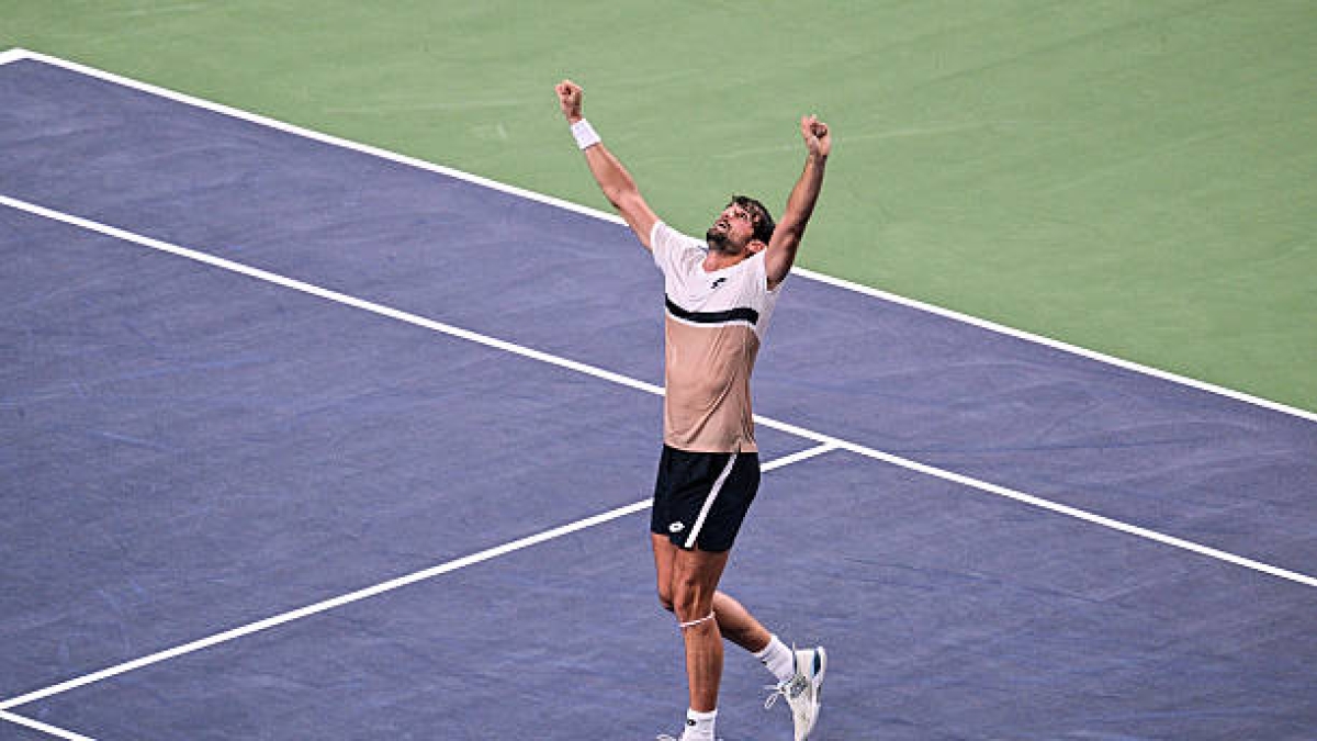 Nhà vô địch Shanghai Masters 2025 Valentin Vacherot