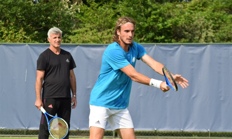Stefanos Tsitsipas và cha Apostolos Tsitsipas
